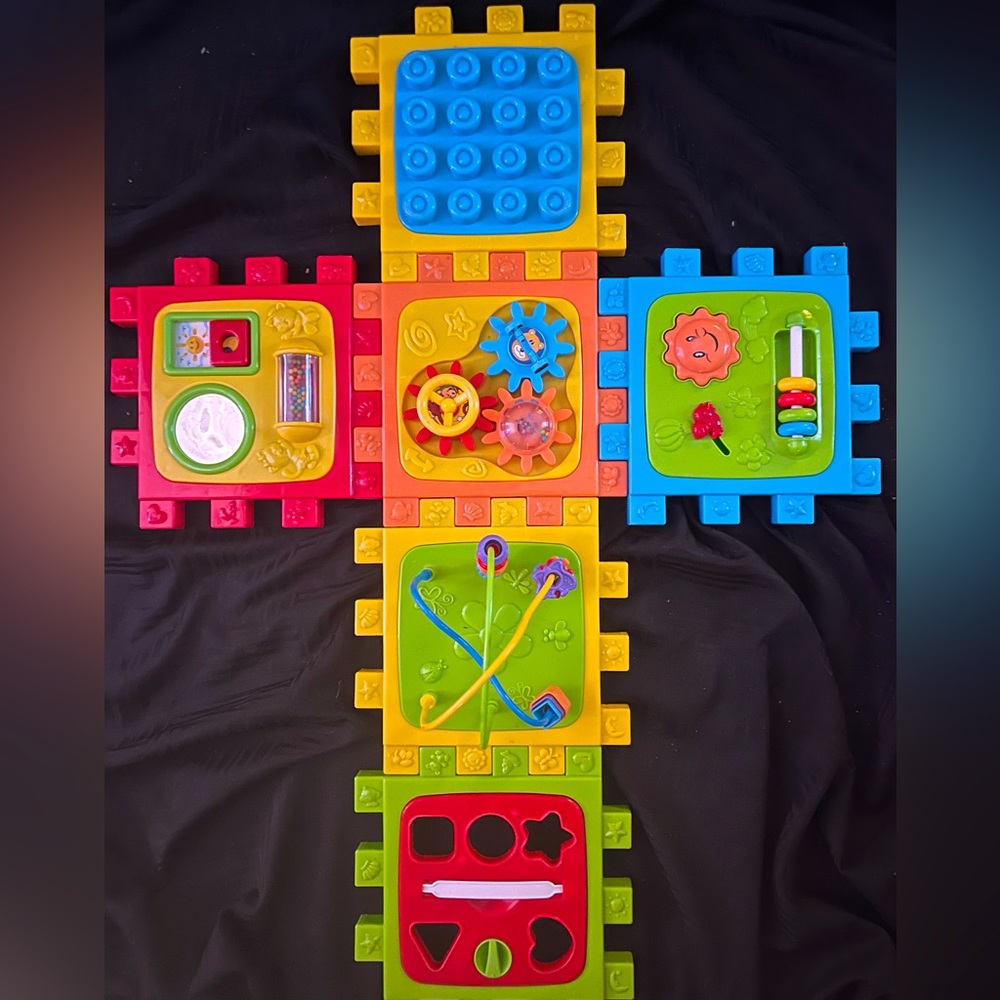 PlayGo Activity Cube - Picture 2 of 3